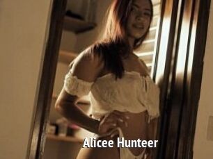 Alicee_Hunteer