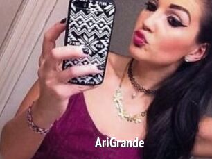 AriGrande