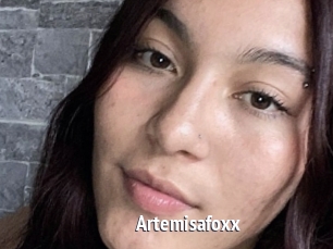 Artemisafoxx
