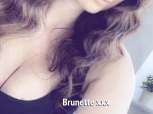 Brunette_xxx