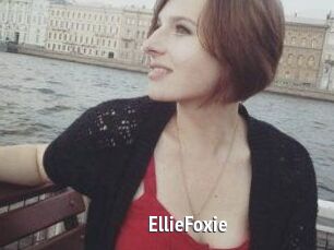 EllieFoxie