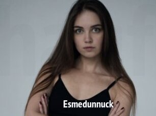 Esmedunnuck