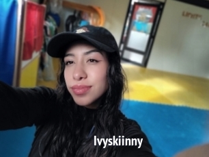Ivyskiinny