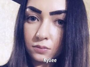 Kyliee_