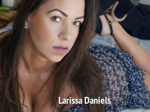 Larissa_Daniels