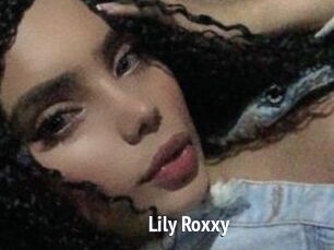 Lily_Roxxy