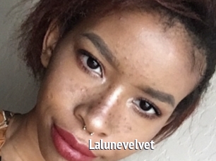 Lalunevelvet