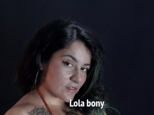 Lola_bony
