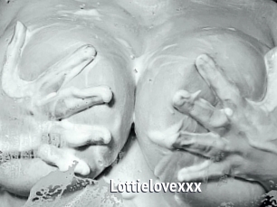 Lottielovexxx