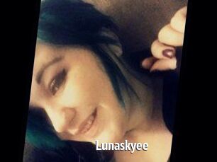 Lunaskyee