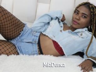 MiaDunca