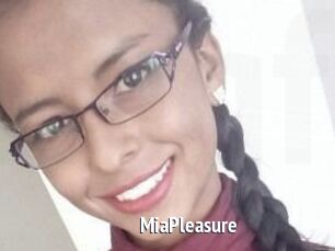 Mia_Pleasure