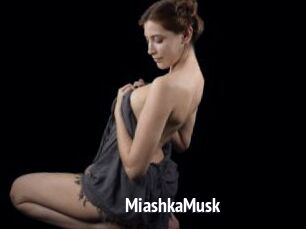 MiashkaMusk