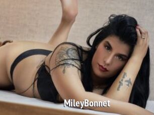 MileyBonnet