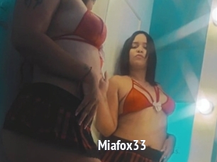 Miafox33