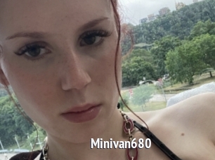 Minivan680
