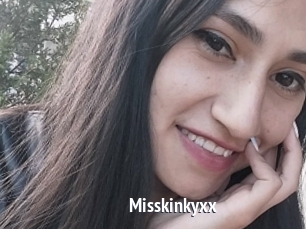 Misskinkyxx