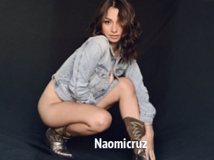 Naomicruz