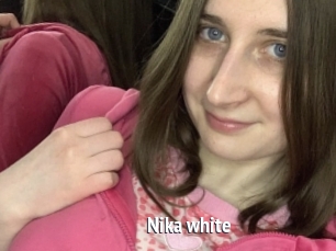 Nika_white