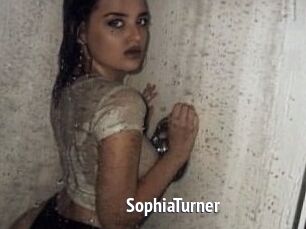 Sophia_Turner