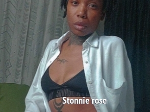 Stonnie_rose