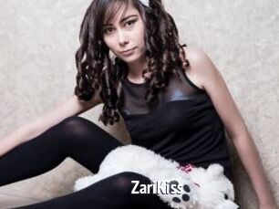 ZariKiss